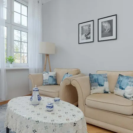 Apartment Climatic In Gdansk's Old Town By Renters