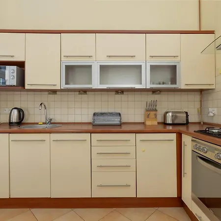 Climatic In Gdansk's Old Town By Renters Apartment