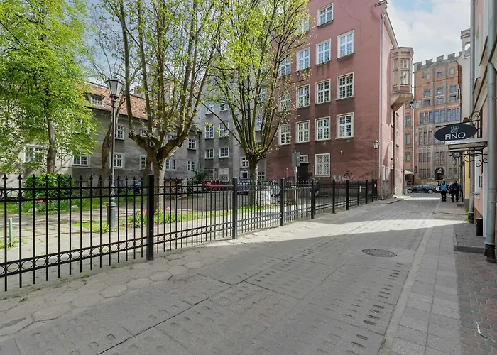 Climatic In Gdansk's Old Town By Renters * Gdańsk