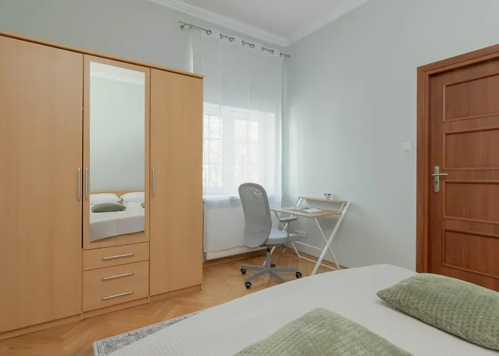 Апартаменты Climatic In Gdansk's Old Town By Renters Гданьск