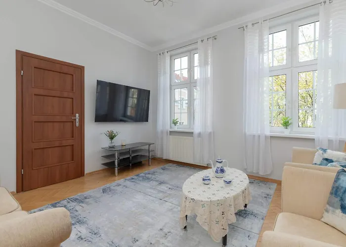 Climatic In Gdansk's Old Town By Renters *